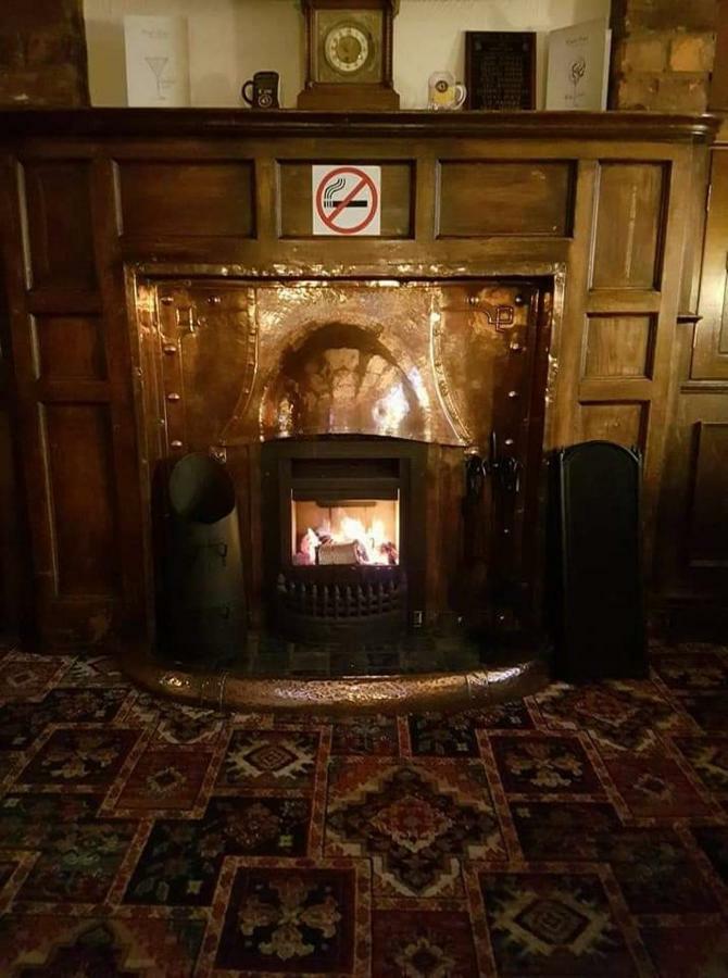 The Kings Arms Acomodação com café da manhã Wilmslow Exterior foto